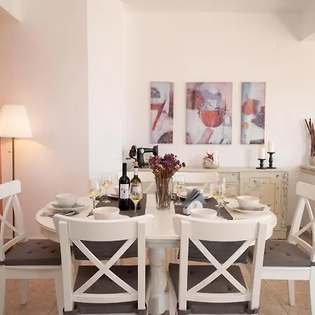 Guiscardos Luxury فيسكاردو