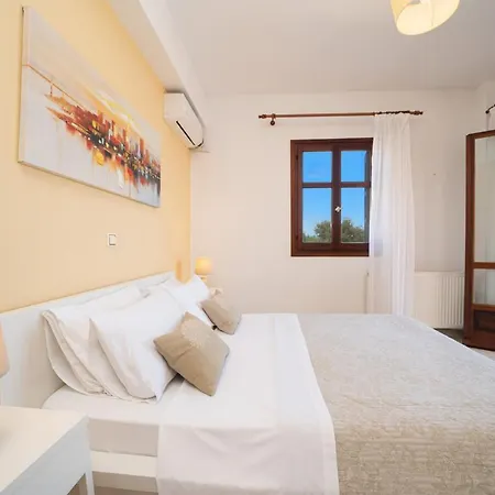Guiscardos Luxury Villa Fiskardo